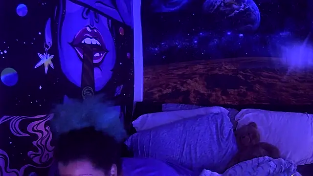 Snapshot of AutumnHart chatting on January 6, 6:10 pm AutumnHart online show from January 6, 6:10 pm