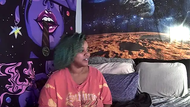 Snapshot of AutumnHart chatting on January 19, 8:41 pm AutumnHart online show from January 19, 8:41 pm