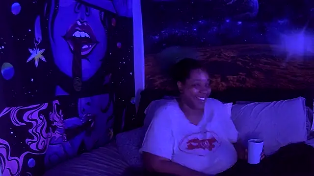 Snapshot of AutumnHart chatting on January 23, 3:11 pm AutumnHart online show from January 23, 3:11 pm