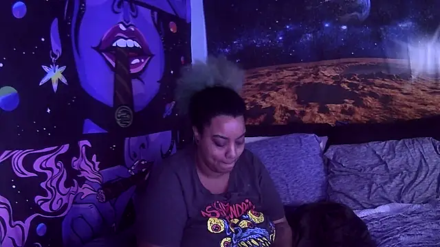 Snapshot of AutumnHart chatting on February 16, 4:10 pm AutumnHart online show from February 16, 4:10 pm