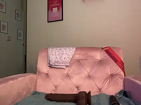 VixenCapri online show from February 9, 7:52 pm