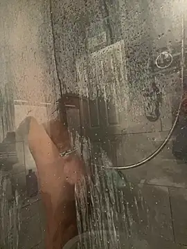 RoodoggXL online show from December 25, 1:42 am