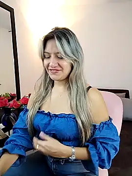 valeriahunter1 online show from September 27, 10:48 pm