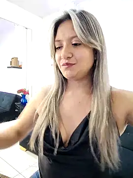 valeriahunter1 online show from February 27, 10:32 pm