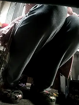 Snapshot of SmokeShow686 chatting on March 3, 12:48 pm SmokeShow686 online show from March 3, 12:48 pm