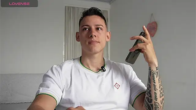 Muscle King Cum online show from April 15, 2:02 pm