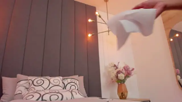 JuanaSimons online show from January 21, 2:22 am