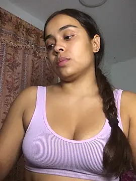 Snapshot of JuanaSimons chatting on May 13, 3:04 am JuanaSimons online show from May 13, 3:04 am