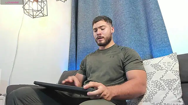 SebastianVilla  online show from February 18, 10:58 pm