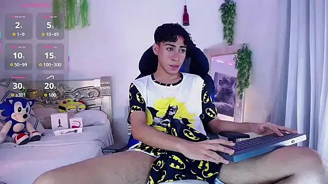 huge armound online show from October 10, 3:27 am