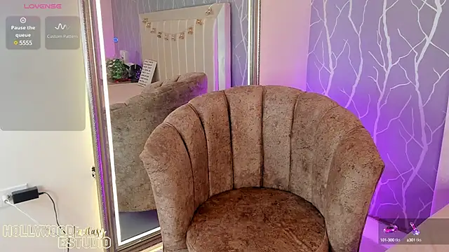 Snapshot of sofiacleyton1 chatting on December 26, 3:42 pm sofiacleyton1 online show from December 26, 3:42 pm