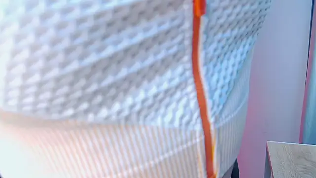 Snapshot of AllieEvans chatting on January 31, 3:44 pm AllieEvans online show from January 31, 3:44 pm