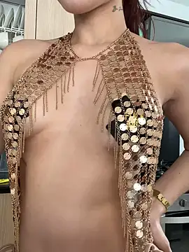 Snapshot of AllieEvans chatting on March 2, 7:45 pm AllieEvans online show from March 2, 7:45 pm