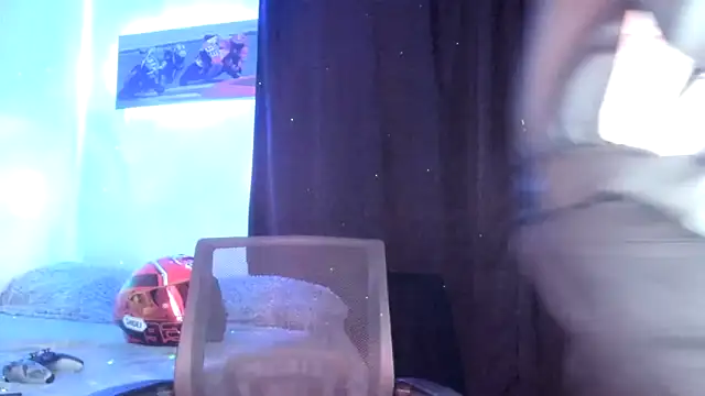 Snapshot of Dominic_Biker__ chatting on December 29, 4:38 am Dominic Biker online show from December 29, 4:38 am