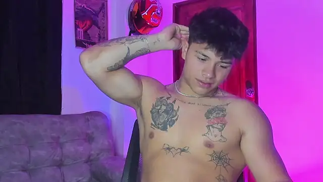 Dominic Biker   online show from March 10, 1:10 am