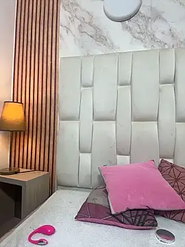 Hannagarces online show from December 1, 11:37 am