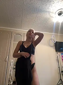 LikaCat online show from January 5, 4:04 am