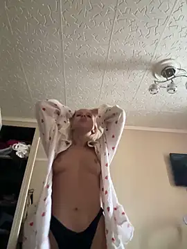 LikaCat online show from January 21, 4:10 am