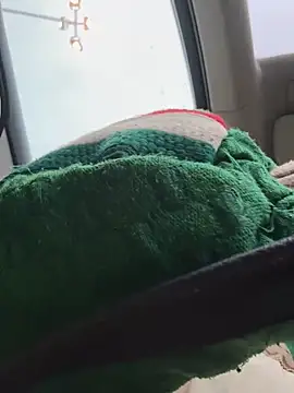 LikaCat online show from October 27, 1:53 am