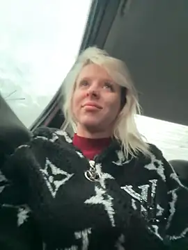 LikaCat online show from October 30, 1:51 am