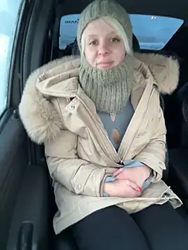 LikaCat online show from November 11, 2:00 am