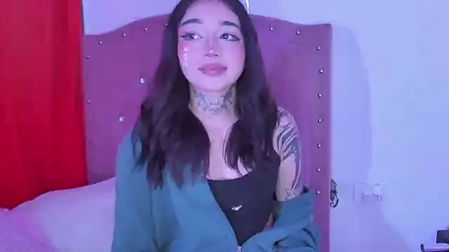 Snapshot of IrisMagiic chatting on September 20, 1:39 am IrisMagiic online show from September 20, 1:39 am