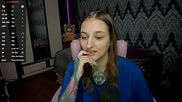 AlexRacc00n online show from December 12, 6:03 am