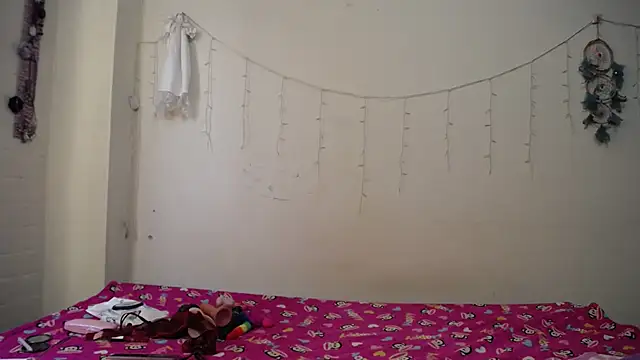 Nicolle-sky online show from February 4, 8:38 pm