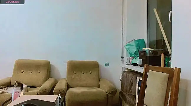 Snapshot of RosaJil chatting on March 2, 1:05 pm RosaJil online show from March 2, 1:05 pm