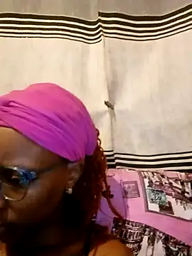 khanyaTheeLyt online show from November 7, 8:42 pm