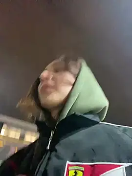 QuitieLia online show from January 19, 3:21 pm