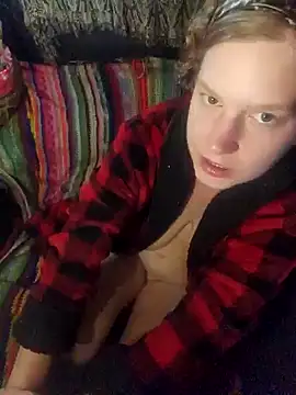 Snapshot of shadow199393 chatting on January 5, 10:50 pm shadow199393 online show from January 5, 10:50 pm