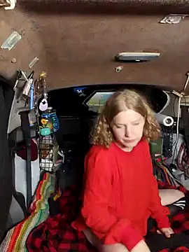 Snapshot of shadow199393 chatting on October 15, 2:11 am shadow199393 online show from October 15, 2:11 am