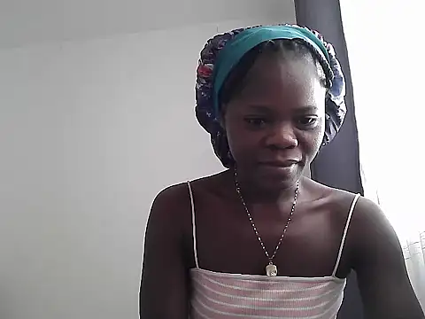 Snapshot of petiteebony_81 chatting on February 15, 6:55 am petiteebony 81 online show from February 15, 6:55 am