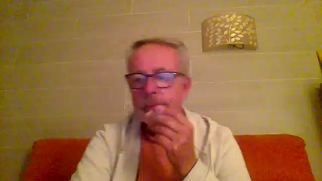 tuggy59 online show from January 12, 5:34 am