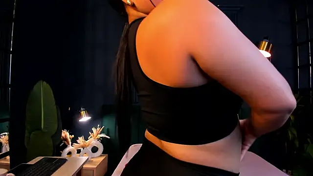 taylor bennet online show from February 9, 12:19 pm