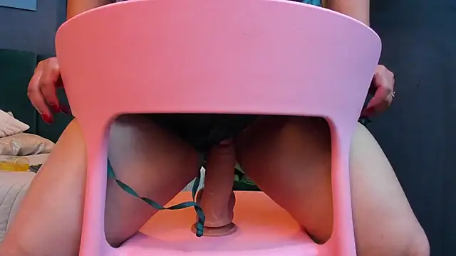 taylor bennet online show from March 17, 6:21 pm