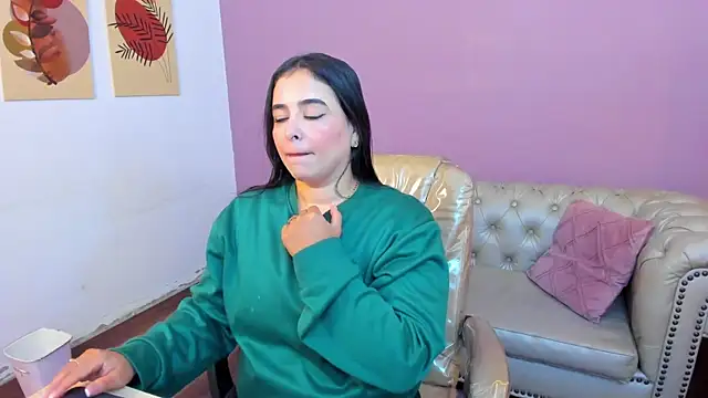 taylor bennet online show from September 13, 12:05 pm