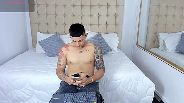 Alex cute77 online show from November 20, 12:27 pm