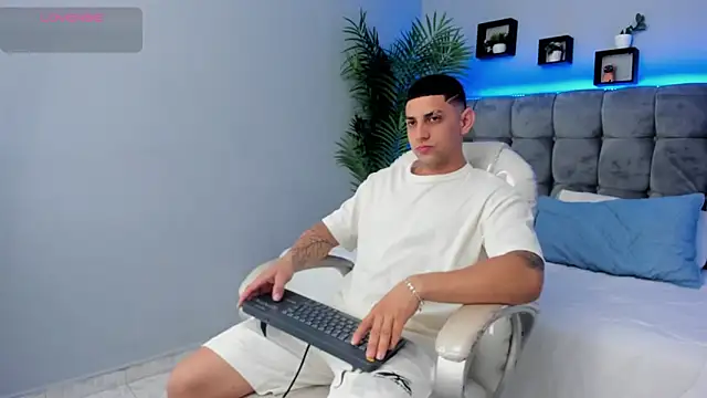 Alex cute77 online show from March 21, 12:10 pm