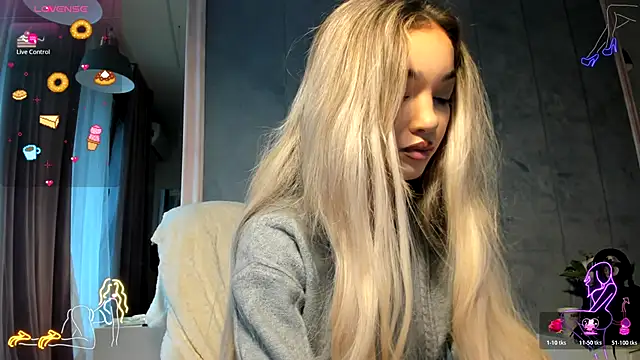 Sassy Teen online show from November 6, 9:21 am