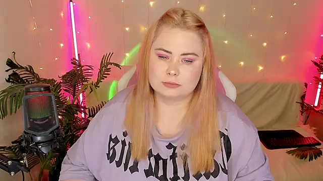 Akemi BBW online show from January 14, 6:17 pm