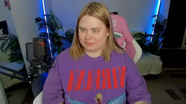 Akemi BBW online show from February 17, 12:43 am