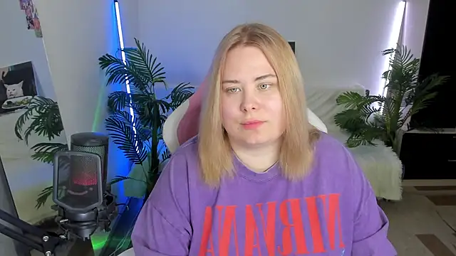 Akemi BBW online show from February 24, 6:47 pm