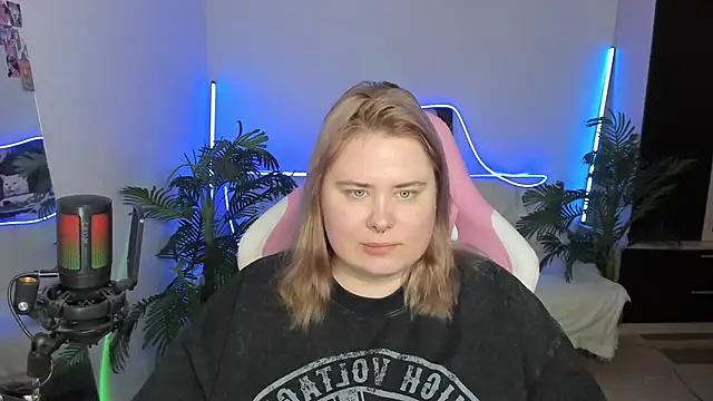 Akemi BBW online show from March 14, 11:12 am