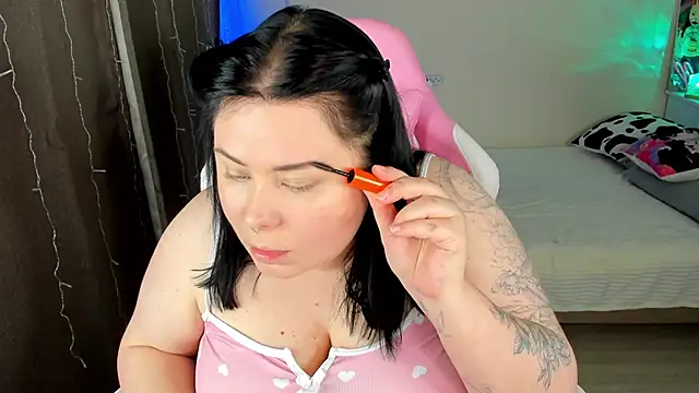 Akemi BBW online show from October 30, 2:40 pm