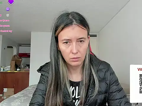 zoe jeane beker online show from June 5, 8:47 pm