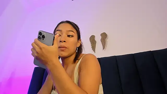 Snapshot of Anette_ chatting on June 9, 12:39 pm Anette online show from June 9, 12:39 pm