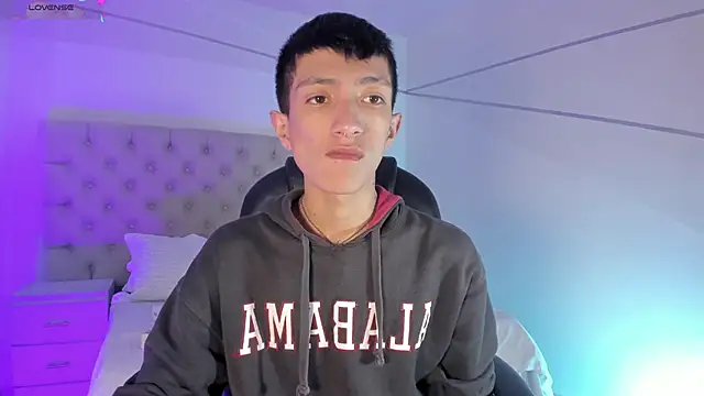 DereckCooperr online show from December 29, 10:36 pm