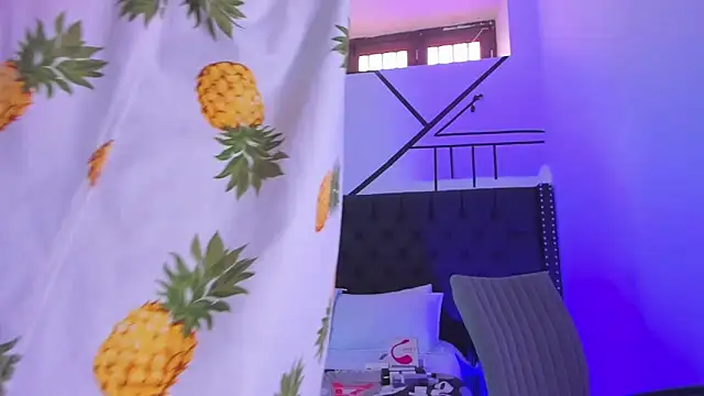 DereckCooperr online show from January 25, 8:42 pm